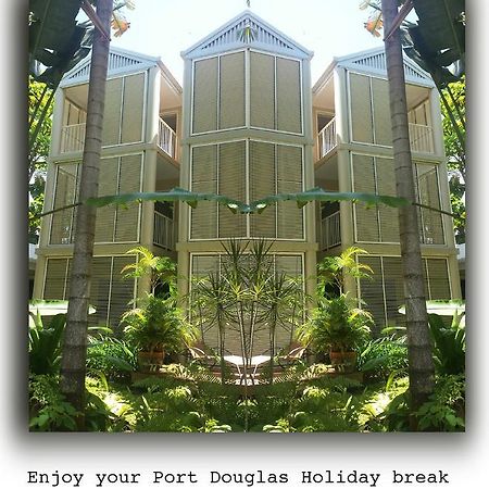 Port Douglas Apartments - Adults Only Oasis Zewnętrze zdjęcie
