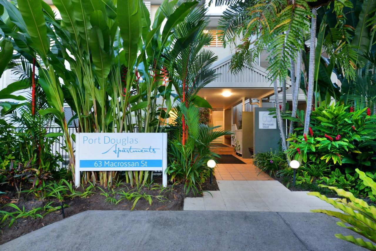 Port Douglas Apartments - Adults Only Oasis Zewnętrze zdjęcie