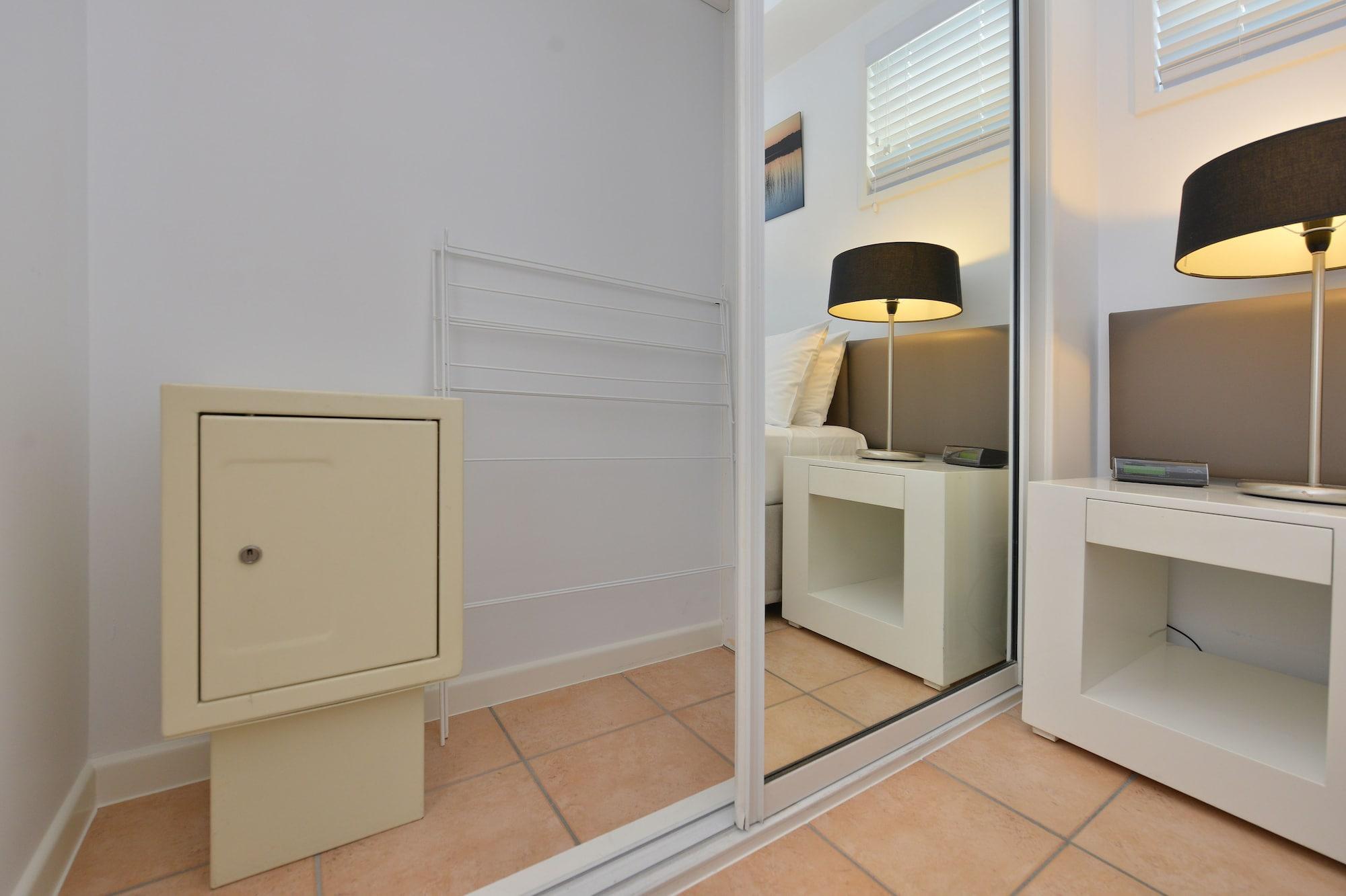 Port Douglas Apartments - Adults Only Oasis Zewnętrze zdjęcie