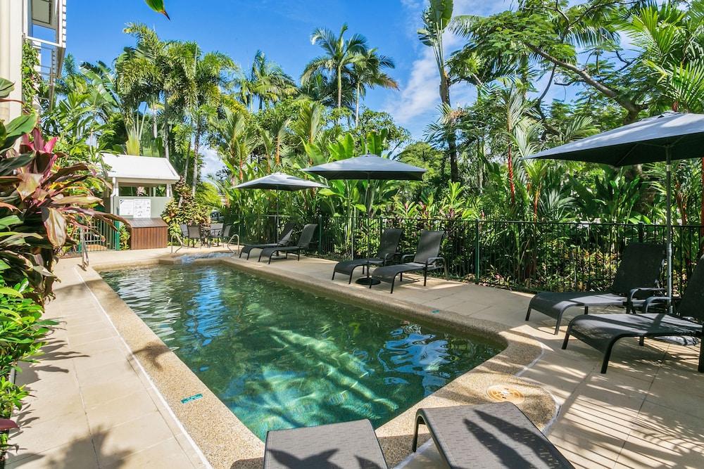 Port Douglas Apartments - Adults Only Oasis Zewnętrze zdjęcie